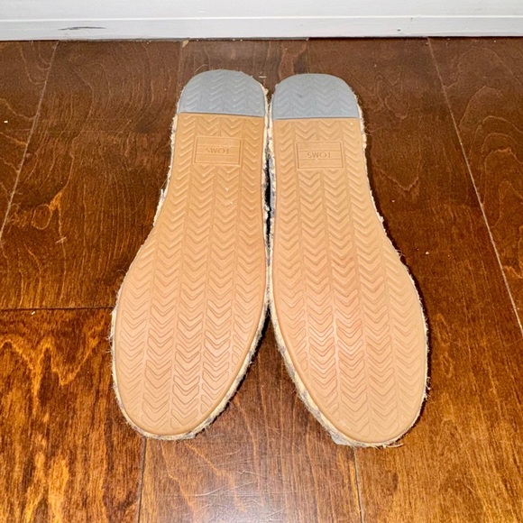 Toms Light Gray Suede Alpargata Platform Espadrilles - Picture 8 of 9